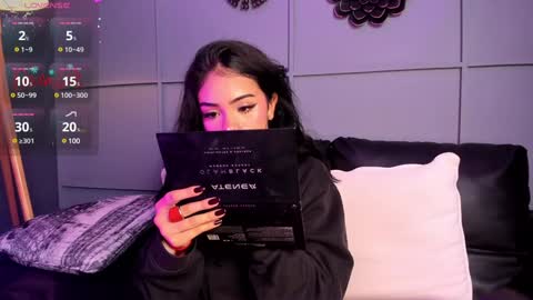Snapshot of giovanna_oliveira chatting on 12.28.24 Giovanna online show from 12.28.24