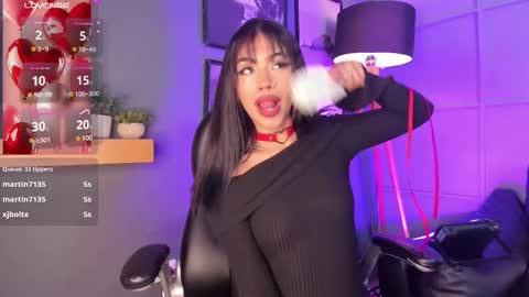 Snapshot of giovanna_oliveira chatting on 02.12.25 Giovanna online show from 02.12.25