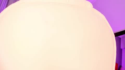 Giovanna  online show from 09.17.25