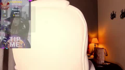 Giovanna  online show from 11.02.25