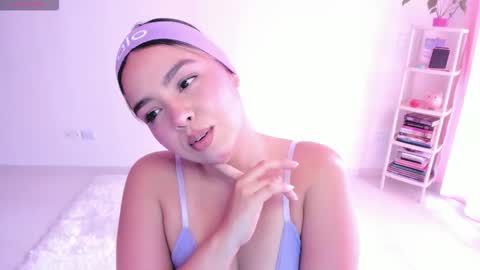 Alana online show from 11.22.25