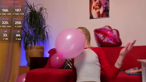 Nikki online show from 02.12.25