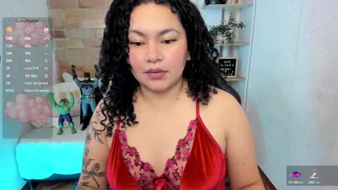 girl_inline online show from 02.17.25