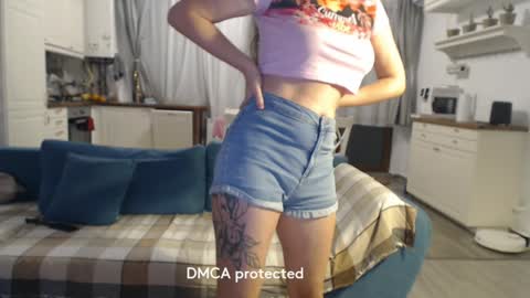 Snapshot of girlfrend10 chatting on 12.30.24 Girlfriend online show from 12.30.24