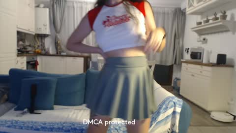 Snapshot of girlfrend10 chatting on 01.04.25 Girlfriend online show from 01.04.25