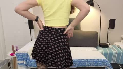 Snapshot of girlfrend10 chatting on 04.24.26 Girlfriend online show from 04.24.26