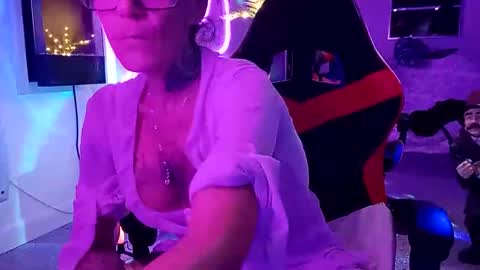 girls227445638252 online show from 11.08.25