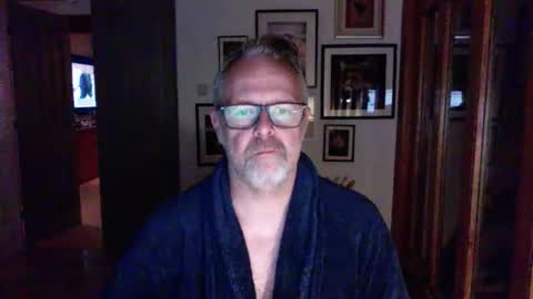 girlsandbikes online show from 10.11.25