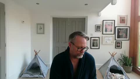 girlsandbikes online show from 11.02.25