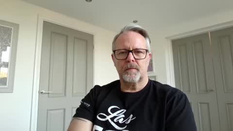 girlsandbikes online show from 11.21.25