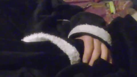 lovegirlscallme online show from 10.16.25