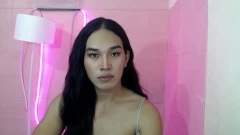 Rhaine online show from 02.11.25