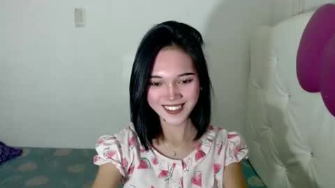 Divine online show from 09.26.25