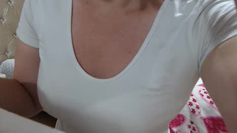 Victoria online show from 01.13.26