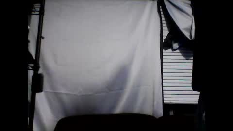girthybat online show from 12.15.25