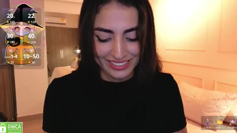 GISELA online show from 10.19.25