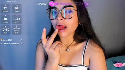    online show from 01.03.25