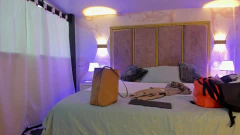     online show from 09.21.25