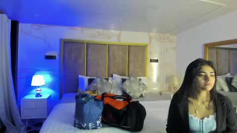     online show from 04.05.26