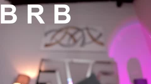 Snapshot of giselle_joness1 chatting on 12.17.24 Giselle online show from 12.17.24