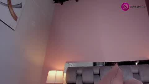 Snapshot of giselle_joness1 chatting on 03.05.25 Giselle online show from 03.05.25