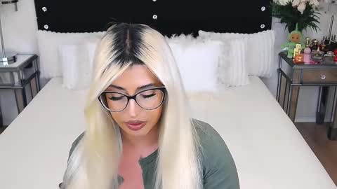 Giselle online show from 03.20.26