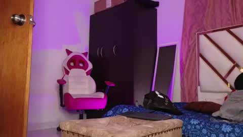 Snapshot of giselreyes1 chatting on 07.29.26 . Gisel Reyes . online show from 07.29.26