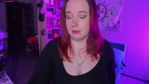 AlexaMillis online show from 01.05.25