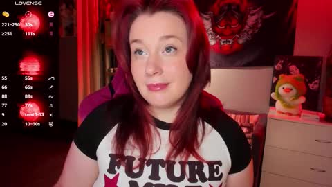 Snapshot of gitera_ chatting on 09.28.25 AlexaMillis online show from 09.28.25