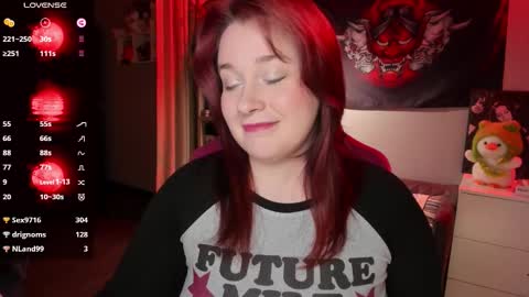 Snapshot of gitera_ chatting on 09.29.25 AlexaMillis online show from 09.29.25