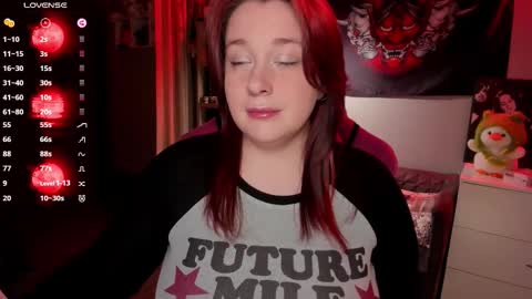 Snapshot of gitera_ chatting on 10.02.25 AlexaMillis online show from 10.02.25