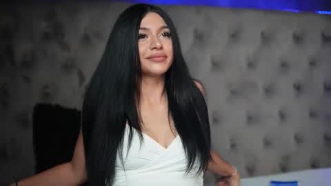  Giulia  online show from 09.14.25