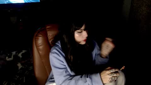 Snapshot of givenom chatting on 11.07.25 dirtyvenom online show from 11.07.25