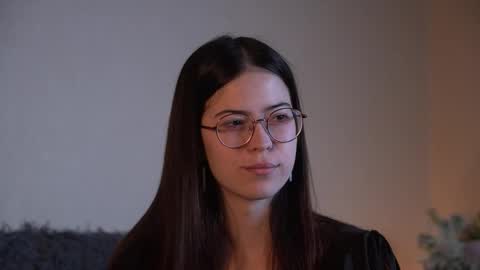 Snapshot of gizefto chatting on 09.20.25 Agness online show from 09.20.25