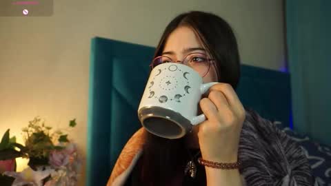 Snapshot of gizefto chatting on 09.28.25 Agness online show from 09.28.25