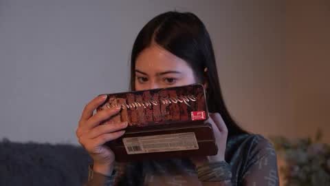 Snapshot of gizefto chatting on 10.06.25 Agness online show from 10.06.25