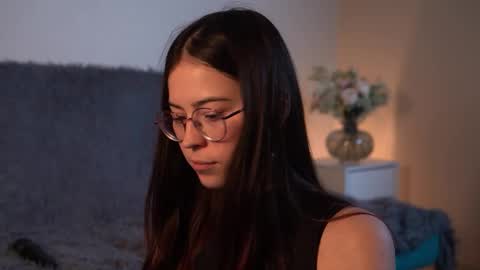 Snapshot of gizefto chatting on 10.30.25 Agness online show from 10.30.25