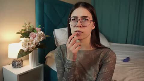 Agness online show from 02.08.26