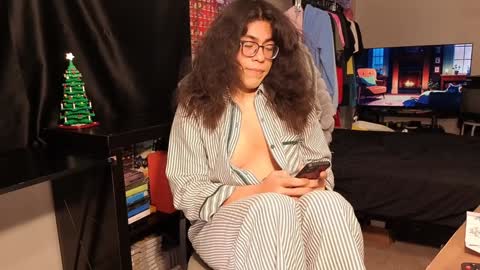 glaceon9 online show from 01.11.25