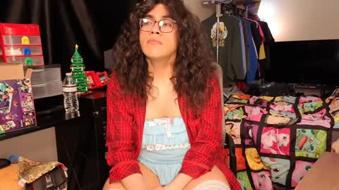 glaceon9 online show from 01.23.25