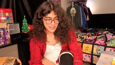 glaceon9 online show from 01.23.25