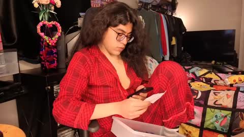 glaceon9 online show from 01.28.25