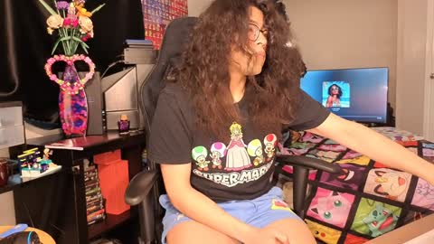 glaceon9 online show from 01.28.25