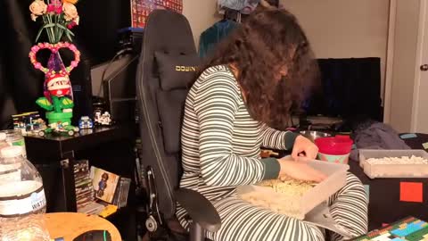 glaceon9 online show from 02.06.25