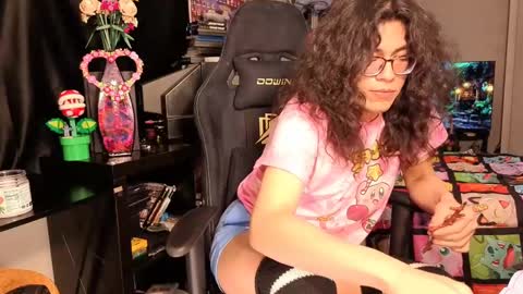 glaceon9 online show from 02.17.25