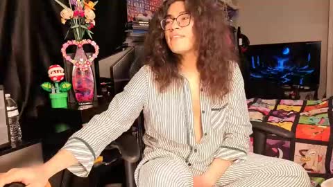 glaceon9 online show from 02.19.25