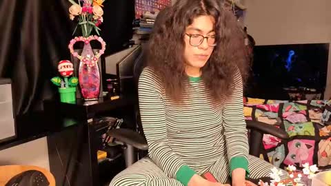 glaceon9 online show from 02.20.25