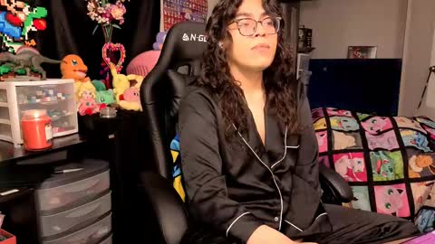 glaceon9 online show from 10.06.25