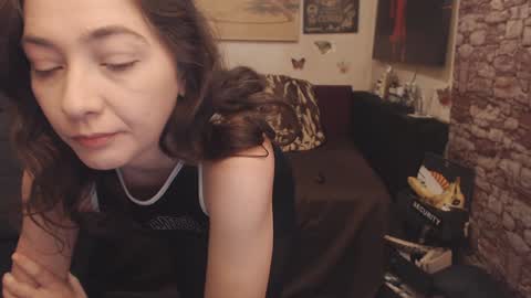 Snapshot of glamourhottie chatting on 12.26.24 Glamourhottie online show from 12.26.24