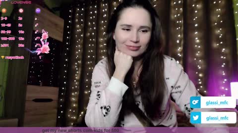 glassi online show from 01.21.25